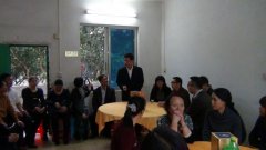 公司經(jīng)營(yíng)班子赴陵園公司進(jìn)行節(jié)前慰問