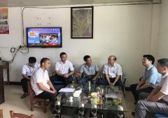 集團(tuán)公司黨總支副書記、副總經(jīng)理王勛任到扶貧