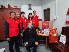 弘揚雷鋒精神丨市德晟集團(tuán)開展結(jié)對幫扶慰問活動，為空巢老人送上溫暖關(guān)懷